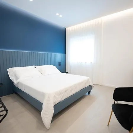 לינה וארוחת בוקר Bmc 3*